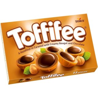 Bombonierka Toffife 125g Orzech laskowy w karmelu Toffife